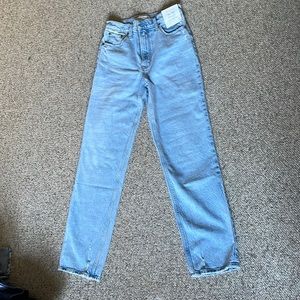 Abercrombie & Fitch The 90s Straight Ultra High Rise